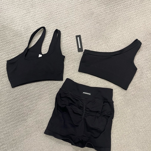 🩷 3 piece workout set Nova Sport Small Ribbed Black biker shorts sports bra crop - Picture 2 of 7